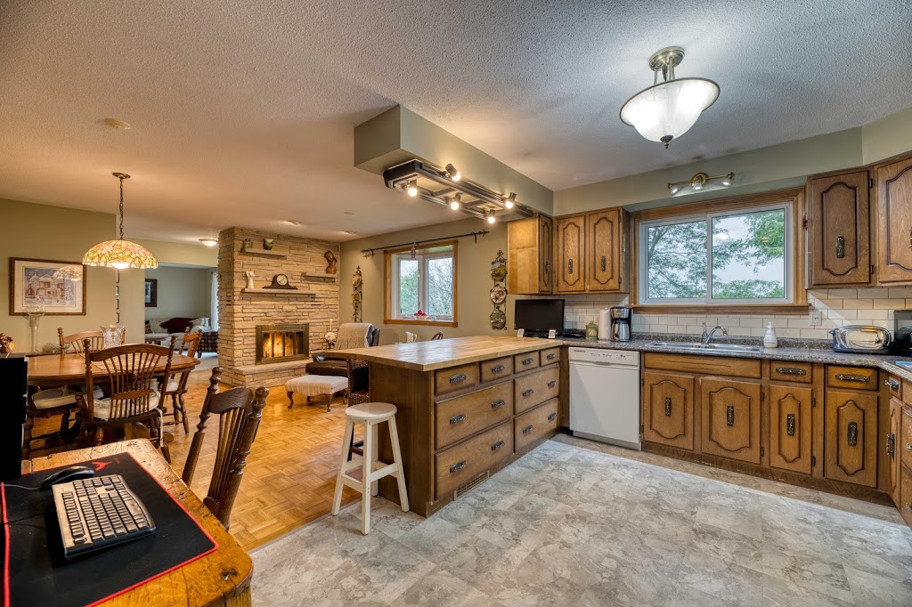RE/MAX Sarnia Realty - Rob & Daniele Dunlop-Yeo | 1319 Exmouth St Unit #1, Sarnia, ON N7S 3Y1, Canada | Phone: (519) 384-3194