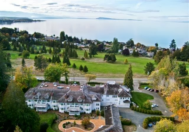 Crown Mansion Boutique Hotel & Villas | 292 Crescent Rd E, Qualicum Beach, BC V9K 0A5, Canada | Phone: (250) 752-5776
