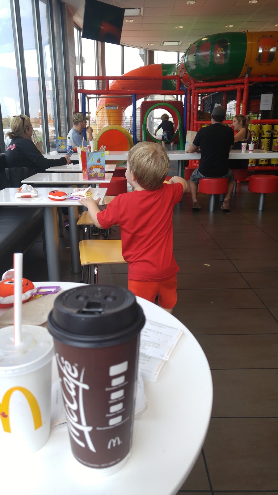McDonalds | 310 St Matthews Ave, Spruce Grove, AB T7X 3A6, Canada | Phone: (780) 962-3135