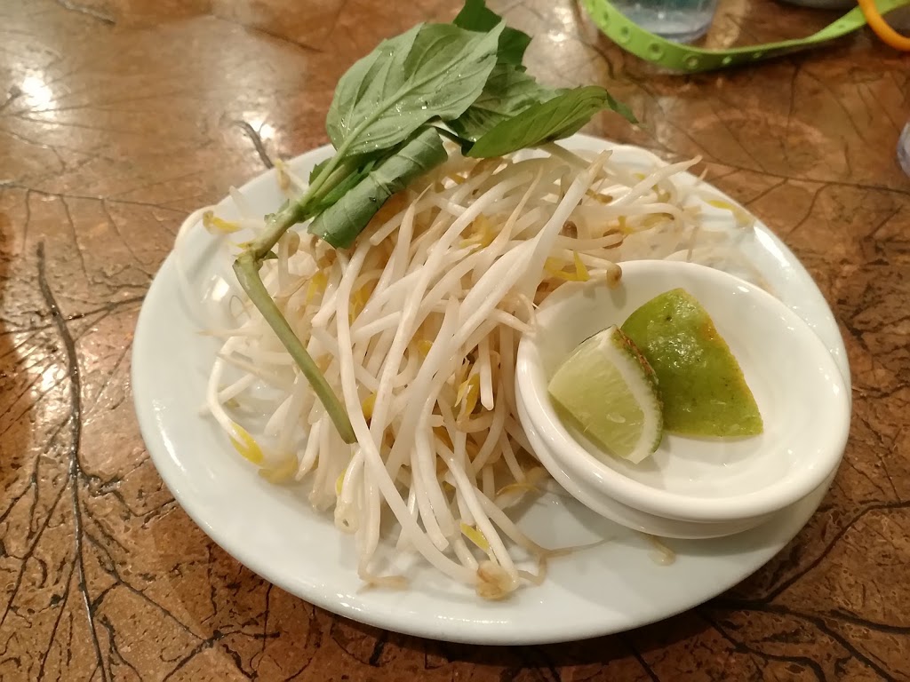 Mais Vietnamese Restaurant | 20378 88 Ave #103, Langley City, BC V1M 2Y4, Canada | Phone: (604) 882-9100