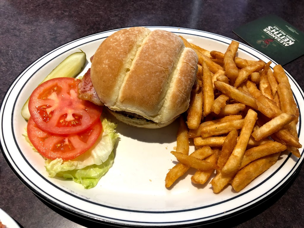 Glendale Pub | 625 Greenhill Ave, Hamilton, ON L8K, Canada | Phone: (905) 560-4782