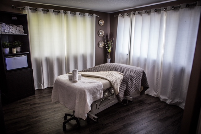 Juvenelle Day Spa | 1448 Adelaide St N, London, ON N5X 1J9, Canada | Phone: (226) 663-0533