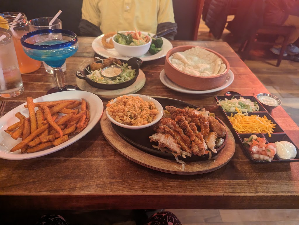Lone Star Texas Grill | 130 Bell Blvd, Belleville, ON K8P 5L2, Canada | Phone: (613) 962-8677