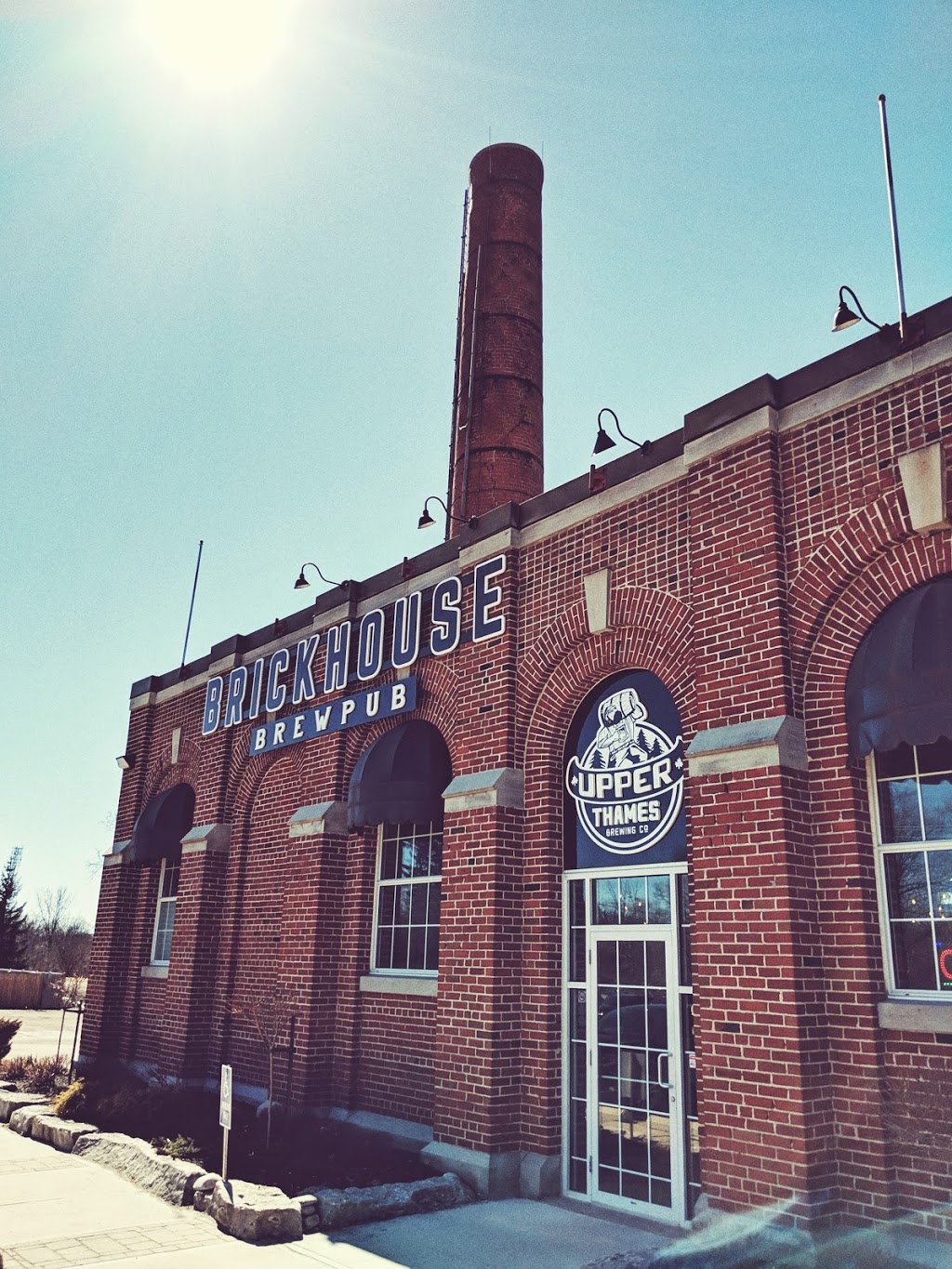 Brickhouse Brewpub | 190 Fairway Rd, Woodstock, ON N4T 1W3, Canada | Phone: (519) 290-5347