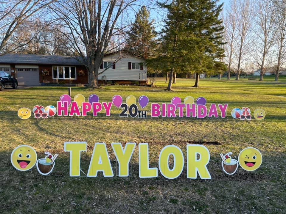 Card The Yard Kawartha Lakes | 1978 Sturgeon Rd, Dunsford, ON K0M 1L0, Canada | Phone: (705) 878-2327