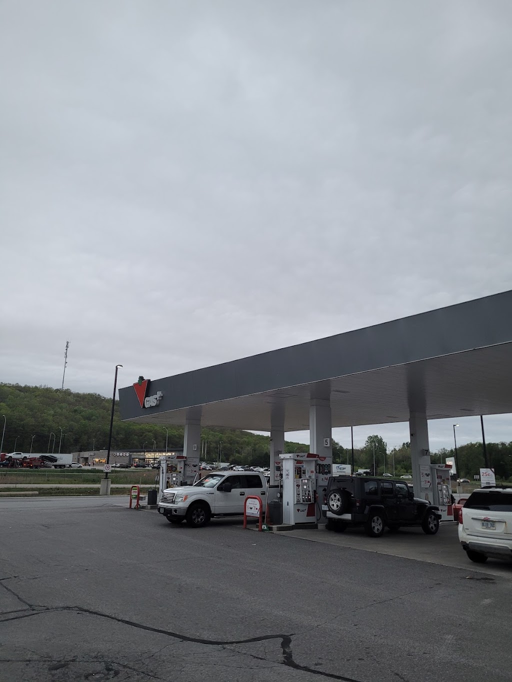 ONroute Trenton South | 17277 Hwy 401 Eastbound, Brighton, ON K0K 1H0, Canada | Phone: (613) 394-6744