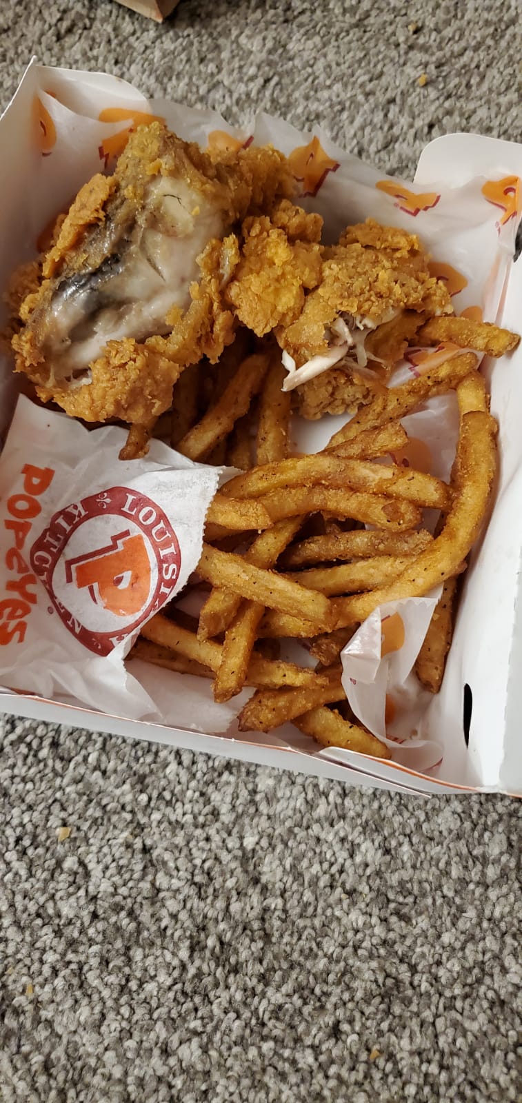 Popeyes Louisiana Kitchen | 9394 Southfort Dr #104, Fort Saskatchewan, AB T8L 0C5, Canada | Phone: (780) 997-8039