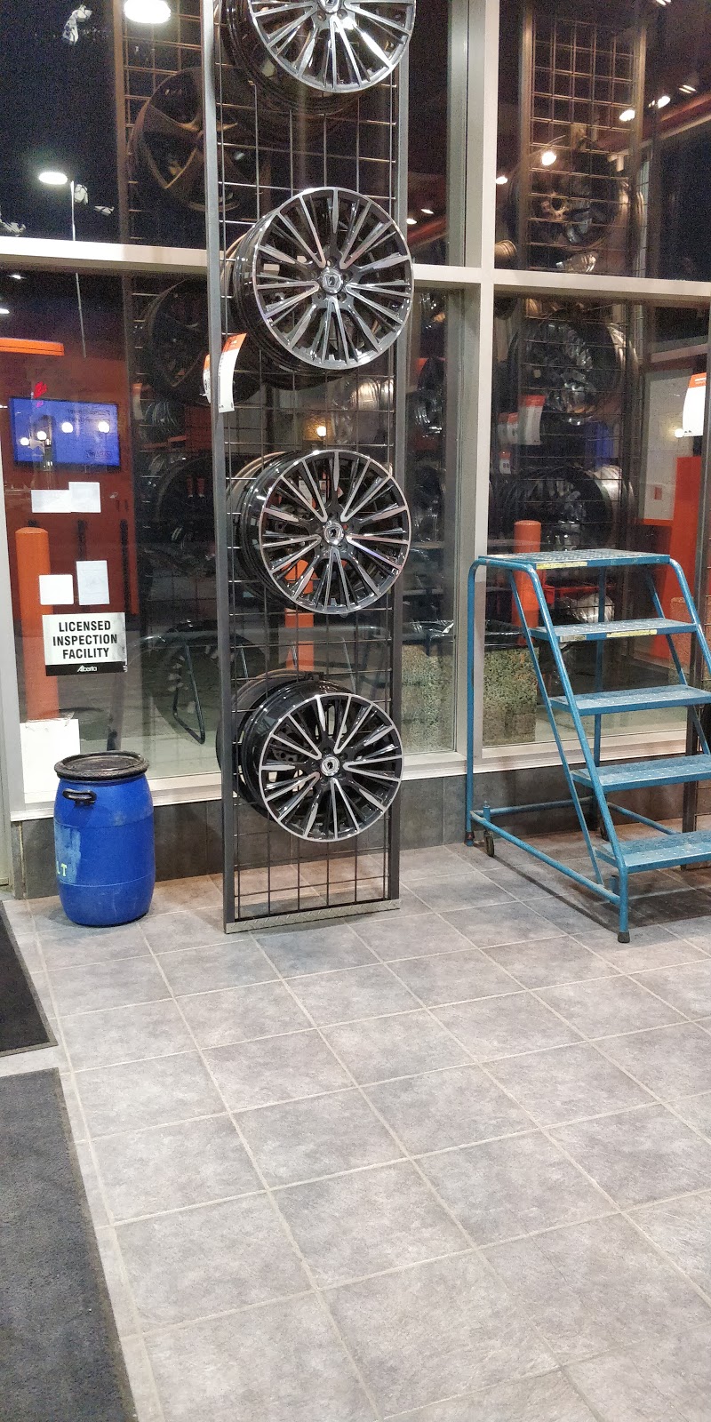 Kal Tire | 5375 68 Ave SE, Calgary, AB T2C 5A7, Canada | Phone: (403) 236-7171