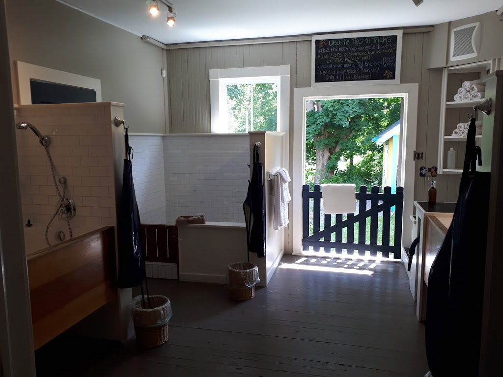 Dog Shop Bathouse & Boutique the | 492 Main St, Mahone Bay, NS B0J 2E0, Canada | Phone: (902) 624-1018