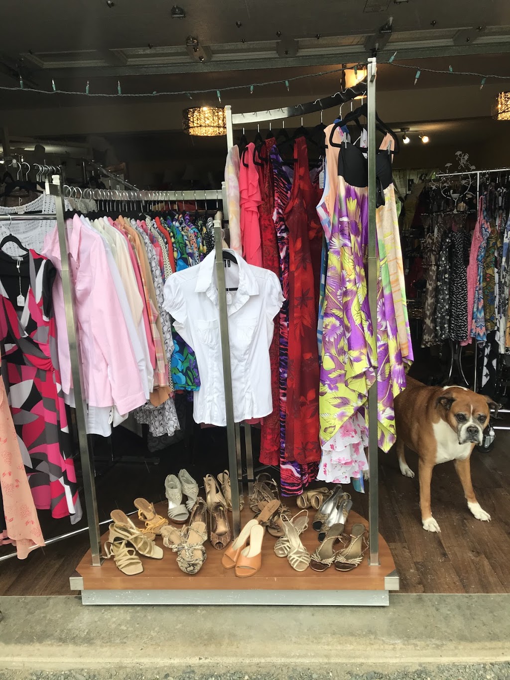 My Little Dress Shop | 7146 Vipond Rd, Nanaimo, BC V9T 6H1, Canada | Phone: (250) 713-3434