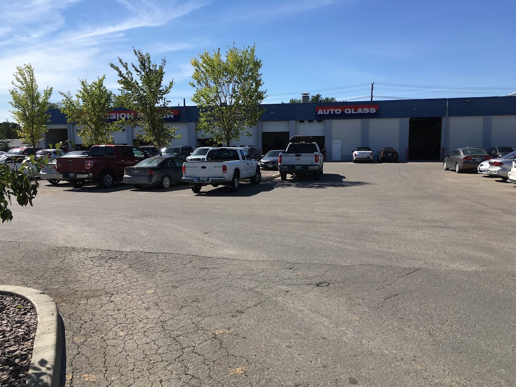 Boyd Autobody & Glass | 2405 Pembina Hwy, Winnipeg, MB R3T 2H4, Canada | Phone: (204) 269-5520