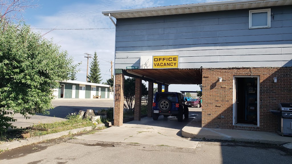 Foothills Motel | 1049 Waterton Ave, Pincher Creek, AB T0K 1W0, Canada | Phone: (403) 627-3341