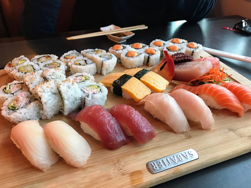 Li-Ao Sushi | 8 Nolan Hill Blvd NW #602, Calgary, AB T3R 0J4, Canada | Phone: (587) 353-8868