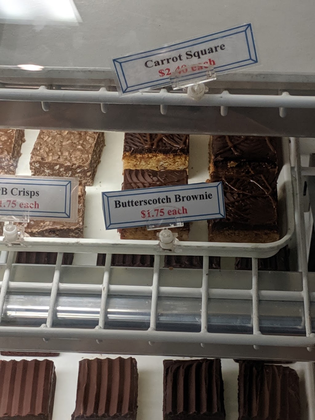 McBuns Pizza, Subs, Donairs & More | 122 Shediac Rd, Moncton, NB E1A 2R9, Canada | Phone: (506) 858-8882