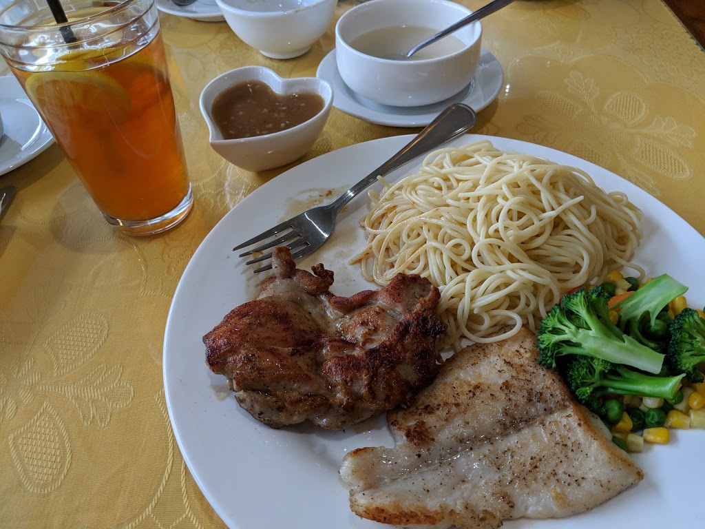HingLung Chinese Restaurant | 8580 Young Rd #5, Chilliwack, BC V2P 6Z8, Canada | Phone: (604) 402-1238