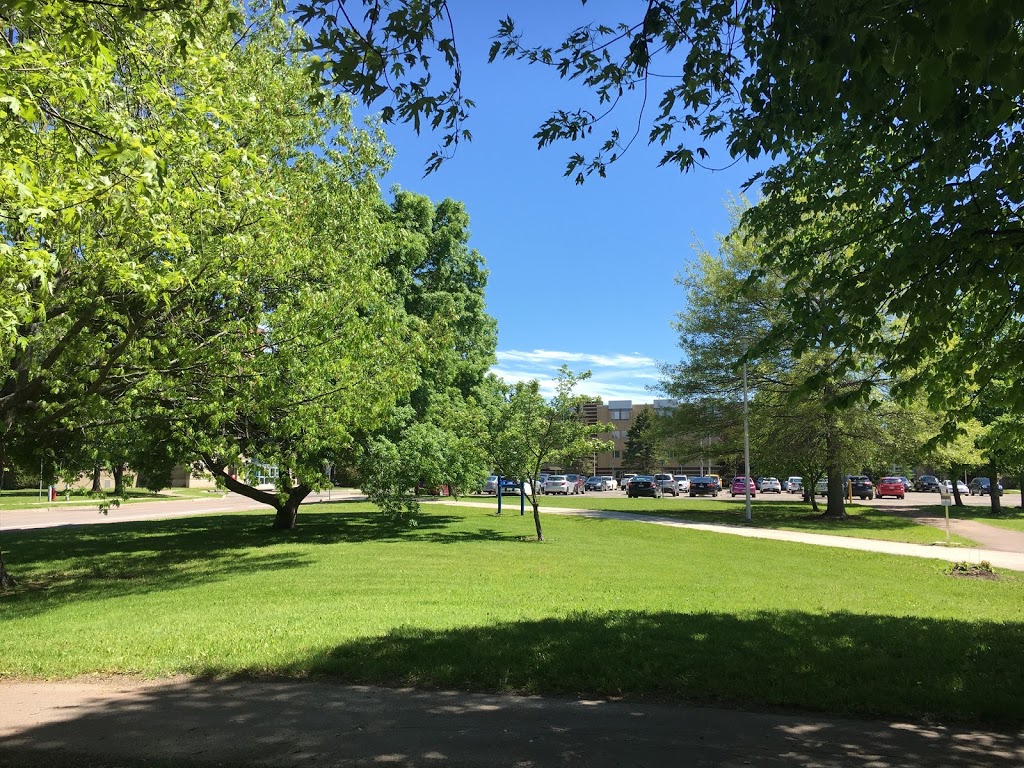 Université de Moncton | Residence Lefebvre, 15 Saint-Croix Street, Moncton, NB E1A 3E9, Canada | Phone: (506) 858-4015