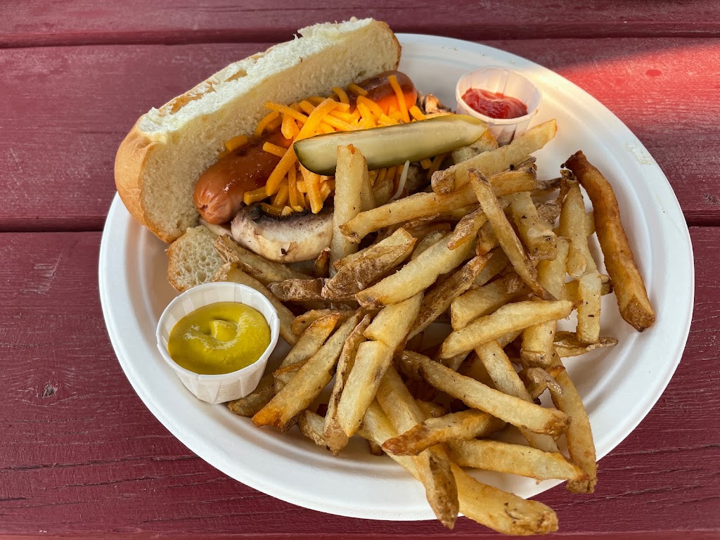 Bistro Family Restaurant | 1225 7th Ave, Invermere, BC V0A 1K0, Canada | Phone: (250) 342-6564
