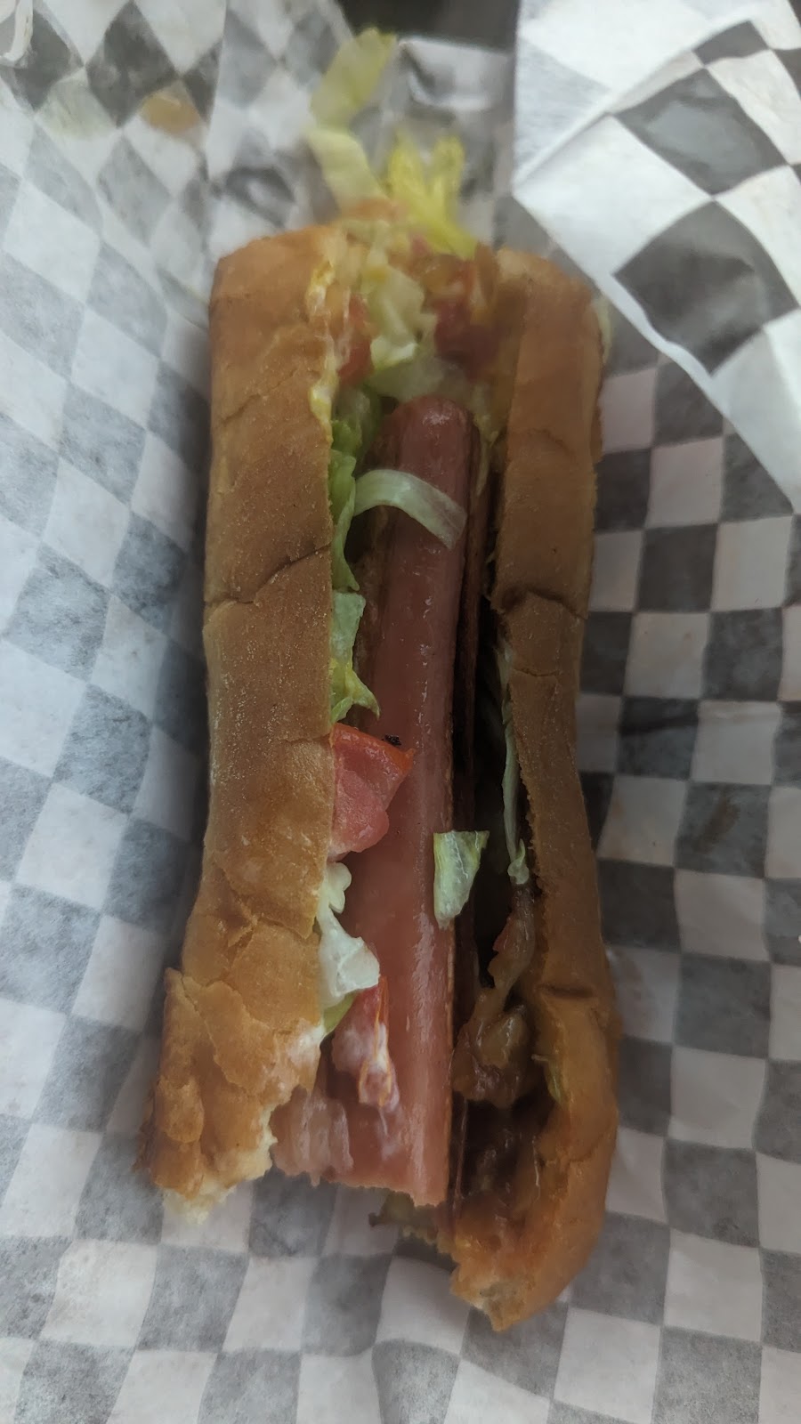 Cantine chez mom | 176 QC-138, Les Escoumins, QC G0T 1K0, Canada | Phone: (418) 233-3000