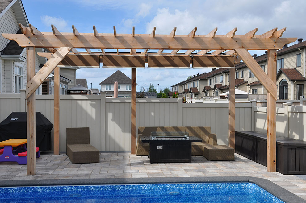 Lindsay Landscape | 3968 Russell Rd, Ottawa, ON K1G 3N2, Canada | Phone: (613) 293-8246