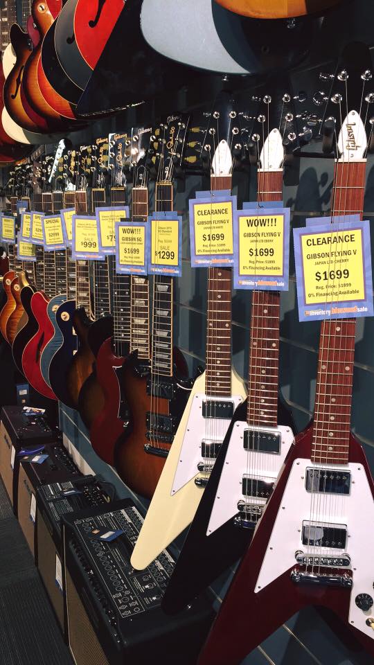 Long & McQuade Musical Instruments | 3180 Mainway, Burlington, ON L7M 1A5, Canada | Phone: (905) 319-3330