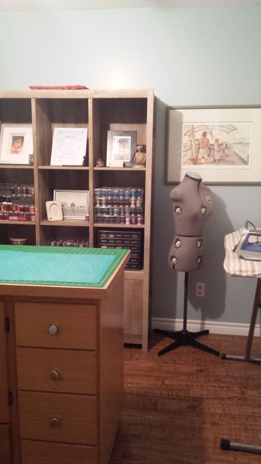 Frans Sewing | 28 Evergreen Crescent, Wasaga Beach, ON L9Z 1B6, Canada | Phone: (705) 429-8331