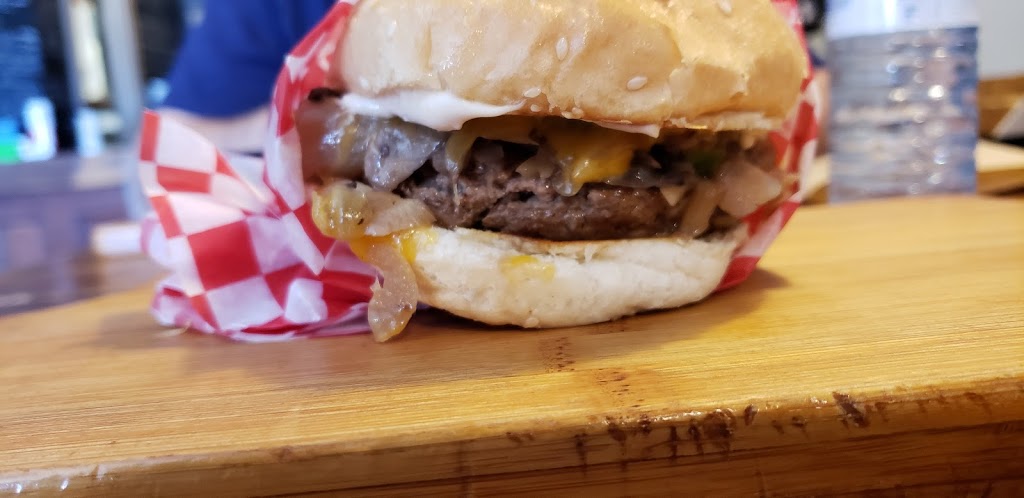Baldwin Street Burger | 53a Baldwin St N, Whitby, ON L1M 1A2, Canada | Phone: (905) 425-3222