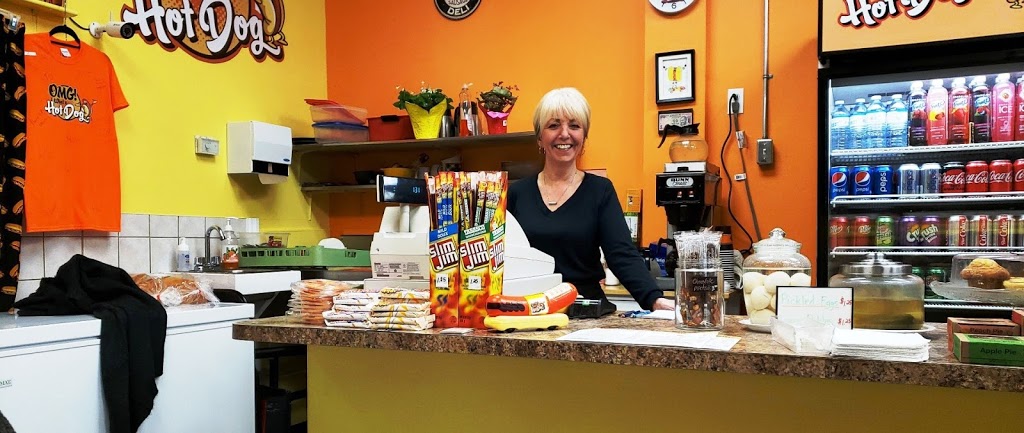 OMG What a Hotdog! | 494 Dundas St E, Belleville, ON K8N 1E8, Canada | Phone: (613) 779-7161