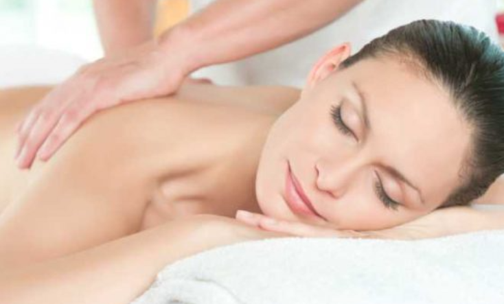 ZARINA’S TOUCH OF BEAUTY | 67 Centre St, Thornhill, ON L4J 1G2, Canada | Phone: (647) 267-6213