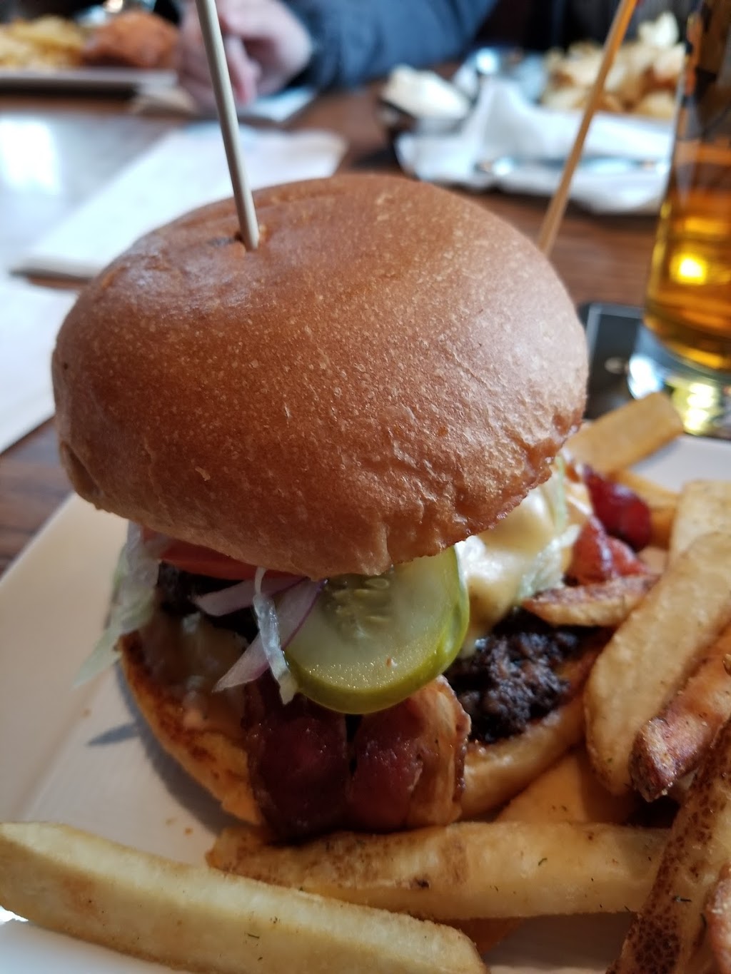 State & Main Kitchen & Bar | 8 Nolan Hill Blvd NW #300, Calgary, AB T3R 0T9, Canada | Phone: (403) 454-6246