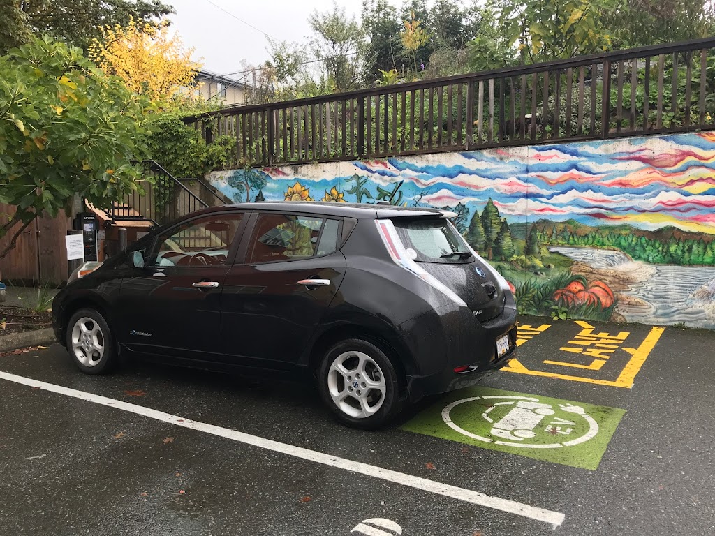 ChargePoint Charging Station | point of interest | 330 Duncan St, Duncan, BC V9L 3W4, Canada | 8887584389 OR +1 888-758-4389
