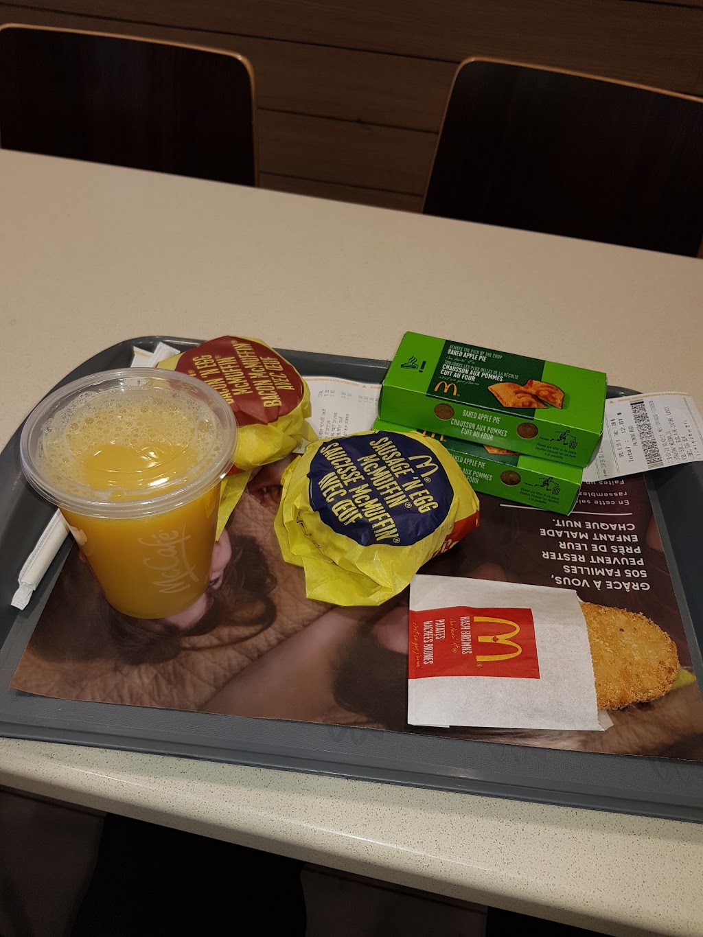 McDonalds | 1-7400 Boulevard Guillaume-Couture, Lévis, QC G6V 6Z4, Canada | Phone: (418) 838-3943
