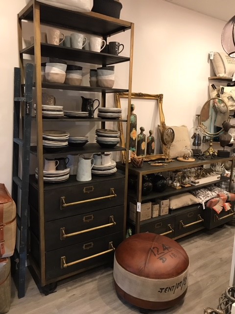 Bella & Coop | 17 Argyle St N, Caledonia, ON N3W 1B6, Canada | Phone: (365) 206-0075