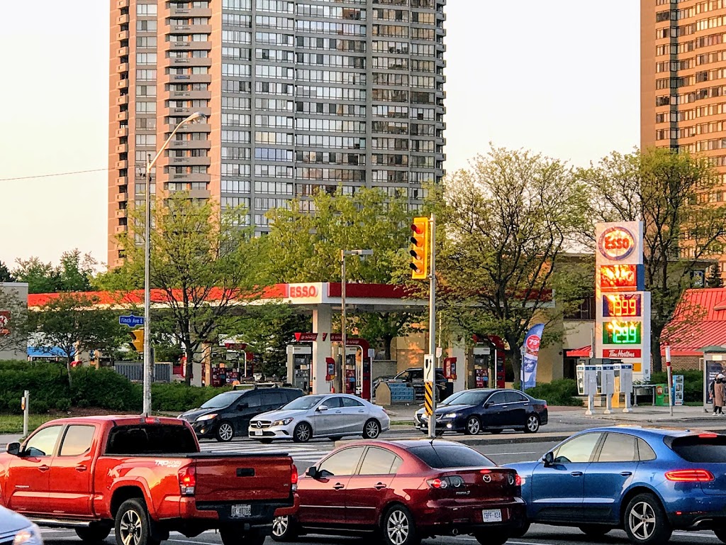 Esso | 2900 Steeles Ave E, Thornhill, ON L3T 4X1, Canada | Phone: (905) 881-0701
