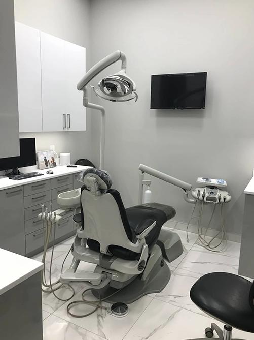 Trafalgar Dental Oakville | 2335 Trafalgar Rd d3, Oakville, ON L6H 6N9, Canada | Phone: (905) 257-2020