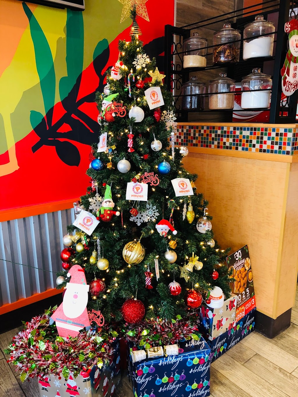 Popeyes Louisiana Kitchen | 320 Main St N, Brampton, ON L6V 4A3, Canada | Phone: (905) 454-3600