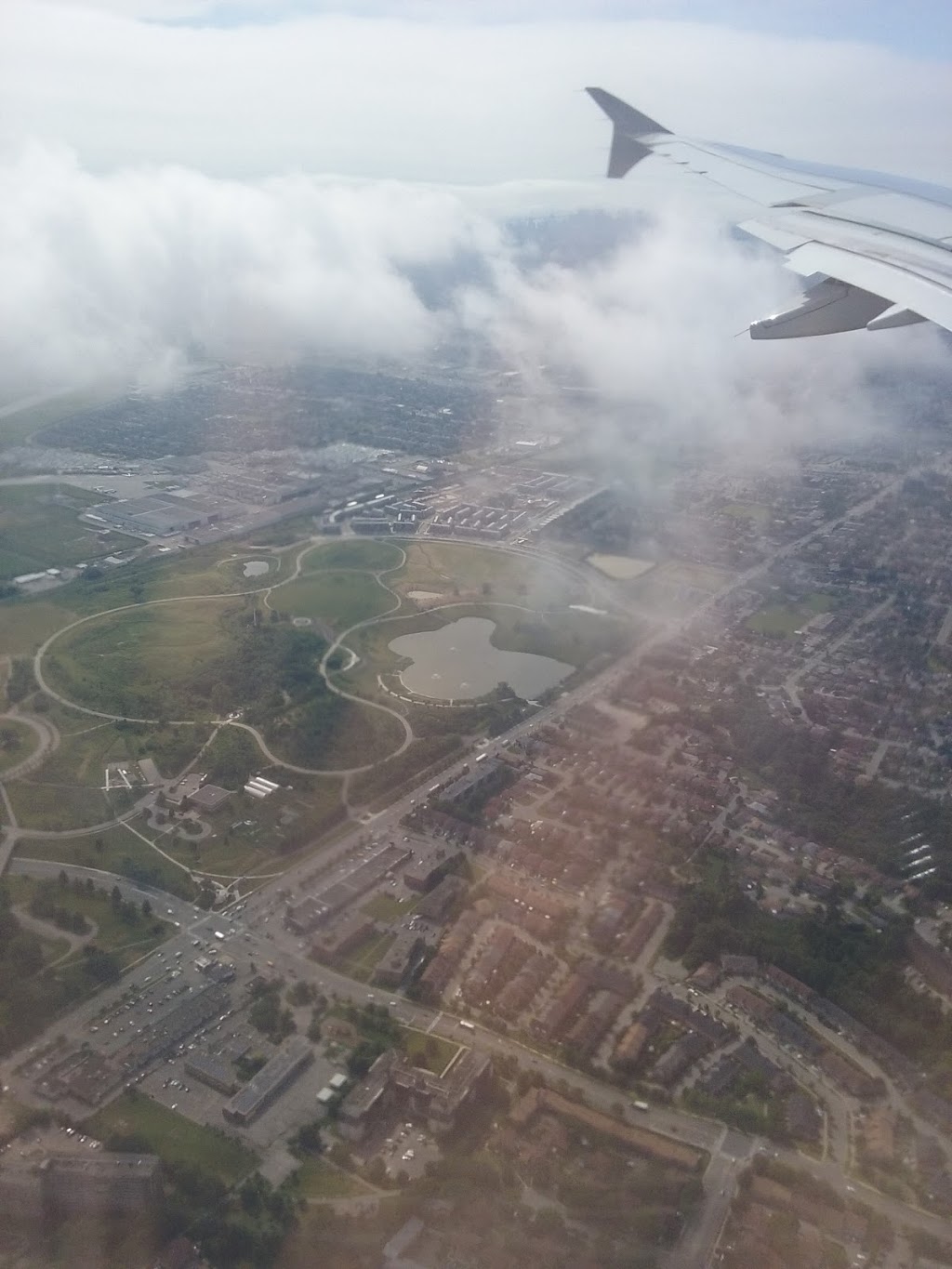 Toronto Pearson International Airport Value Station South lot -  | 6135 Airport Rd, Mississauga, ON L4V 1E3, Canada