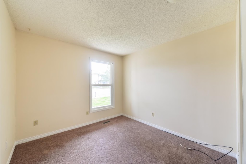 Westridge Manor | 17117 75 Ave NW, Edmonton, AB T5T 2P7, Canada | Phone: (780) 413-9251