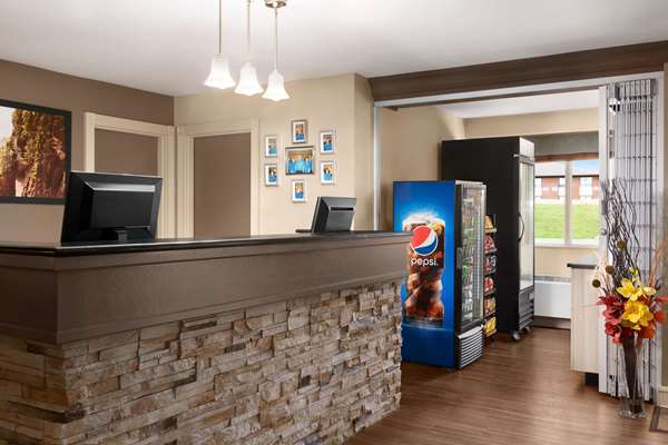 Travelodge Suites by Wyndham Moncton | 2475 Mountain Rd, Moncton, NB E1G 2J5, Canada | Phone: (506) 802-7593