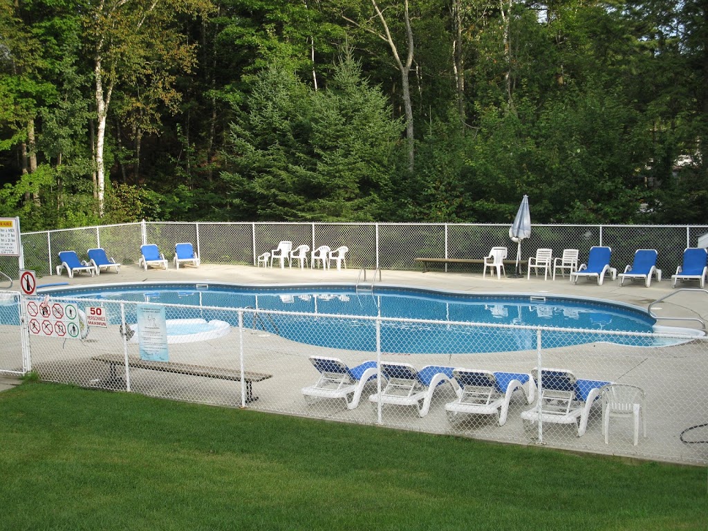 Camping Domaine du Lac Louise | 950 QC-263, Saint-Louis-de-Blandford, QC G0Z 1B0, Canada | Phone: (819) 364-7002