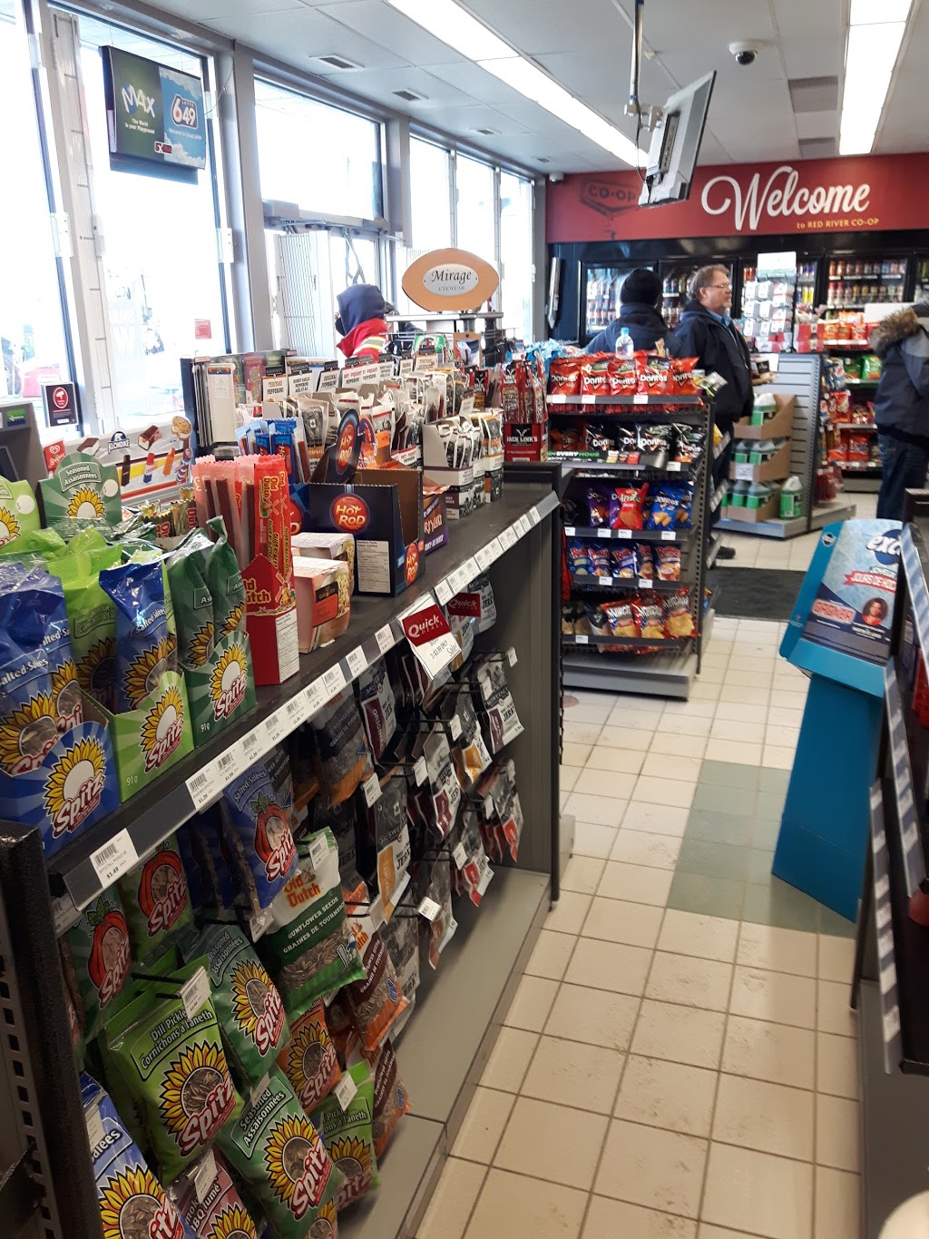 Co-op Gas Bar | 2615 McPhillips St, Winnipeg, MB R2P 2P9, Canada | Phone: (204) 334-2478