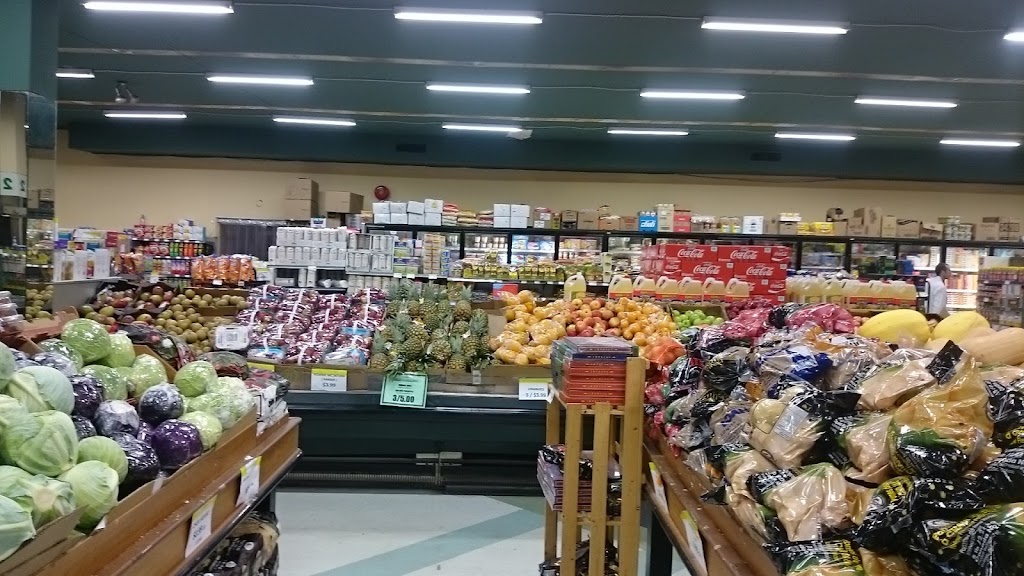 The Esposito Market | 340 Blvd. Marcel-Laurin, Saint-Laurent, QC H4M 2L4, Canada | Phone: (514) 744-4942