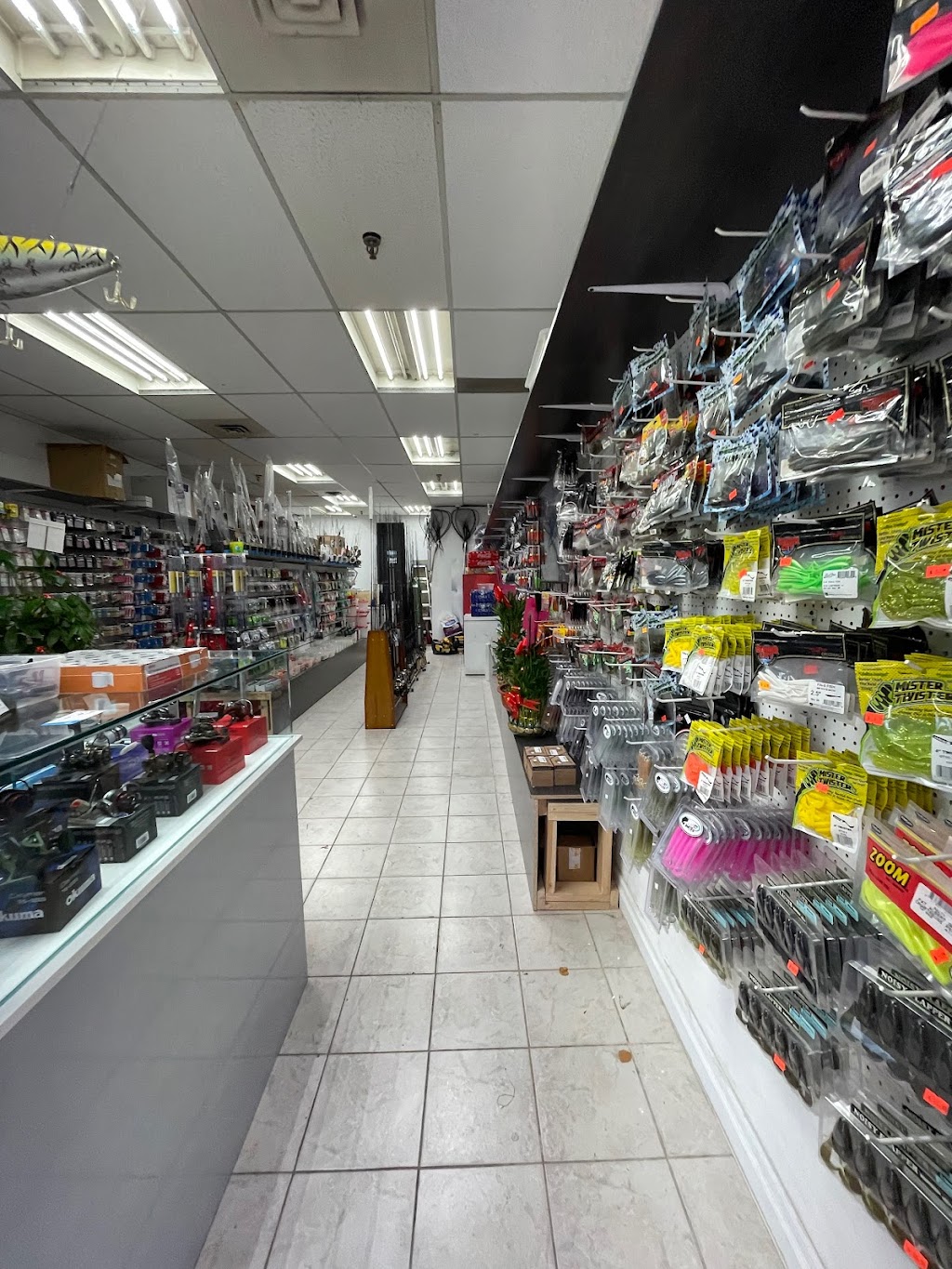 Xinyi Fishing Tackle 信义渔具 | 2 Fenton Rd unit 7, Markham, ON L3R 7B3, Canada | Phone: (647) 535-0688