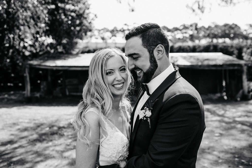 WHITEWALL Weddings | 2523 16a St SE, Calgary, AB T2G 3S9, Canada | Phone: (403) 390-2115