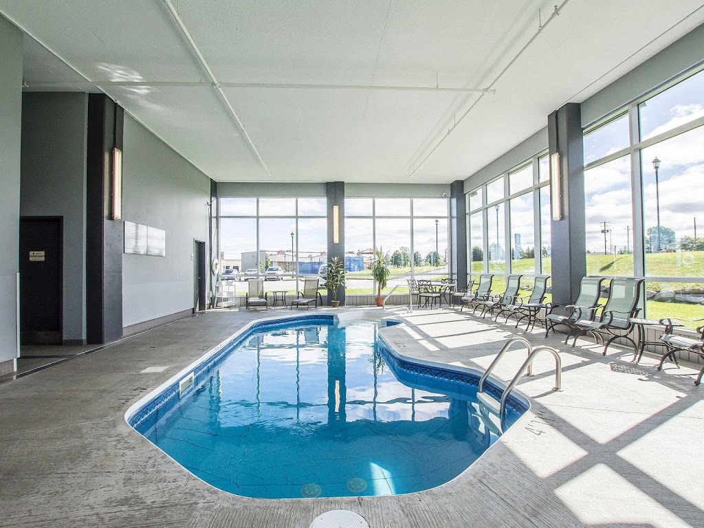 Quality Inn & Suites | 1 Boulevard Arthabaska Est, Victoriaville, QC G6T 0S4, Canada | Phone: (819) 330-8888