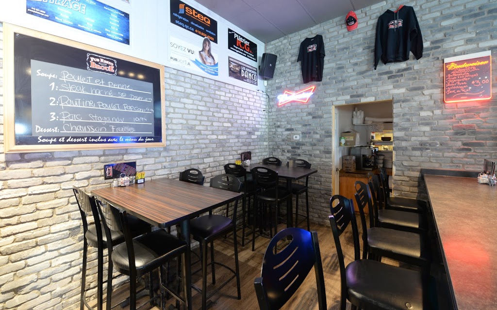Pub Resto Broue | 387 Boulevard Armand-Paris, Québec, QC G1C 7T2, Canada | Phone: (418) 661-1202