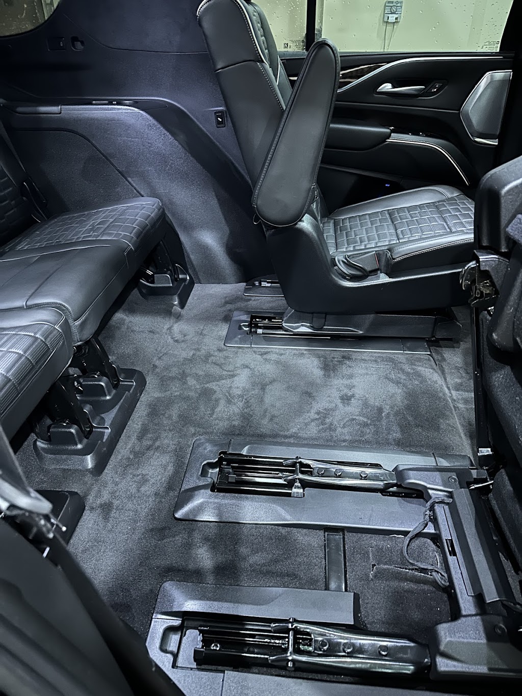 Professor Detailing | 11 Remembrance Rd, Brampton, ON L7A 0A7, Canada | Phone: (437) 988-4992