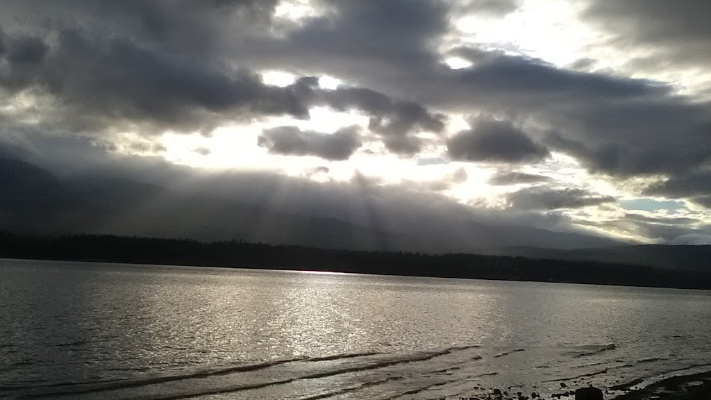 Cleft In The Rock | 1000 Westcliff Rd, Denman Island, BC V0R 1T0, Canada | Phone: (250) 335-2899