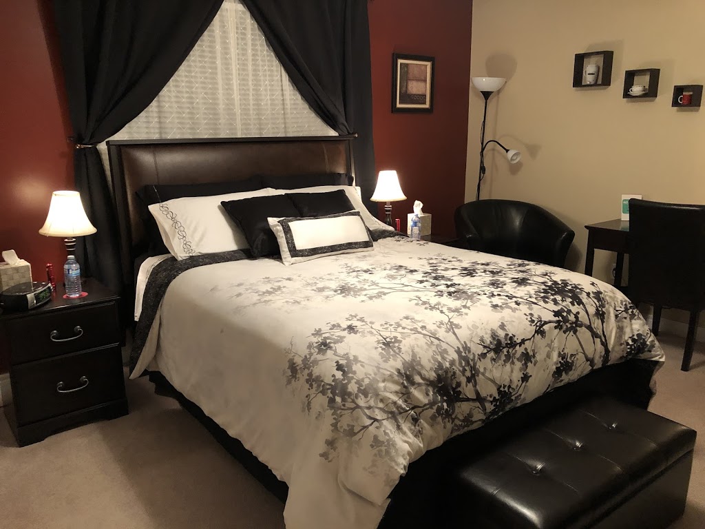 Casa Java Bed & Breakfast | 2499 Keitel Dr, Peterborough, ON K9K 2N9, Canada | Phone: (705) 874-5239