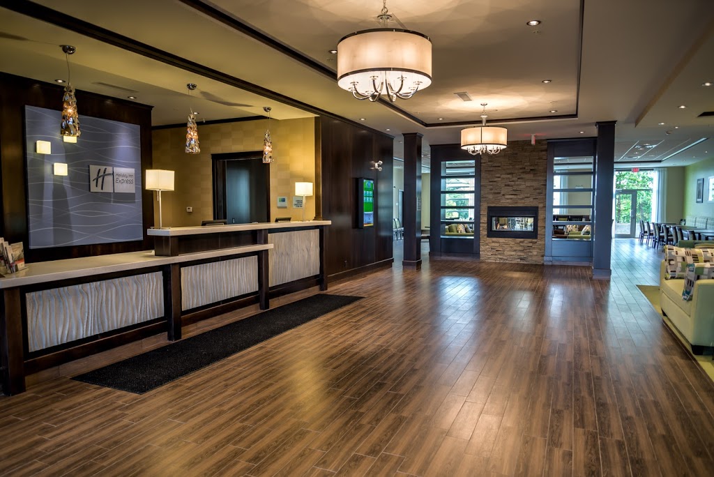 Holiday Inn Express & Suites | 201 Jennifer Heil Way, Spruce Grove, AB T7X 0T3, Canada | Phone: (780) 571-1101