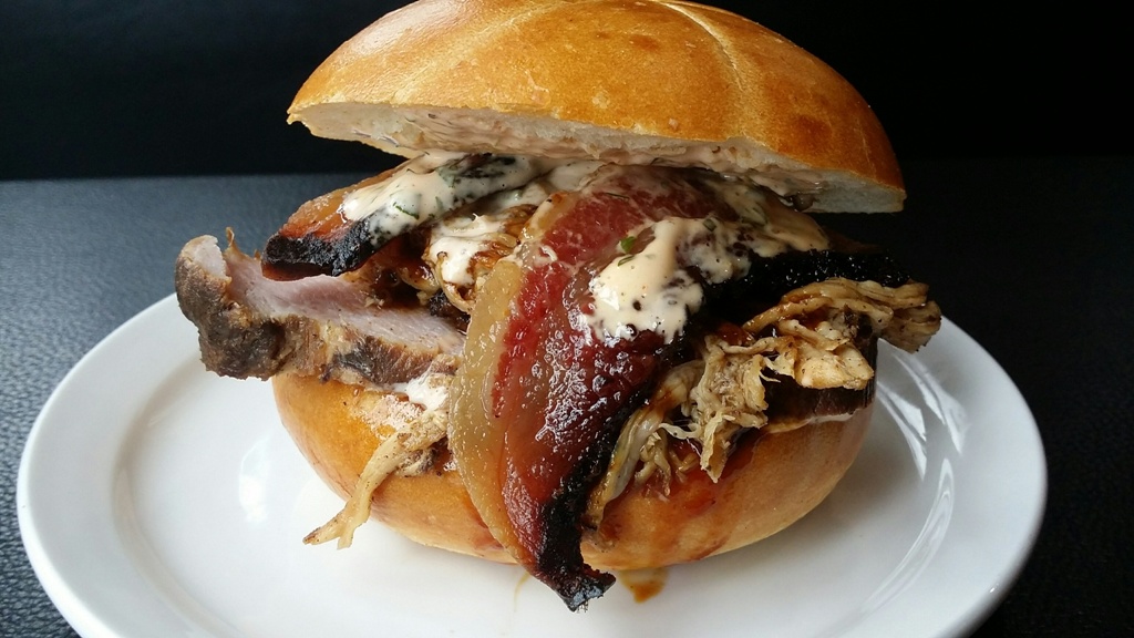 Smokin Georges BBQ Restaurant | 4131 Mostar Rd #5, Nanaimo, BC V9T 6A6, Canada | Phone: (250) 585-2258
